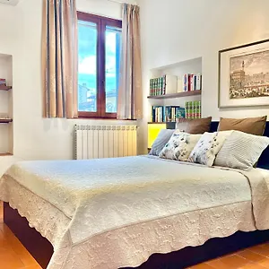 Apartment Dalu Lucilla - Private Car Park 15 Minutes To The Center, Florenz